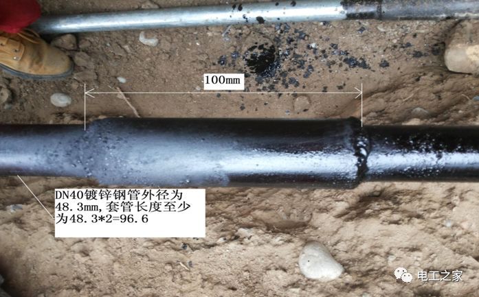 一條完成開關柜安裝，電纜橋架施工，電纜敷設及布線施工，照明配電箱施工